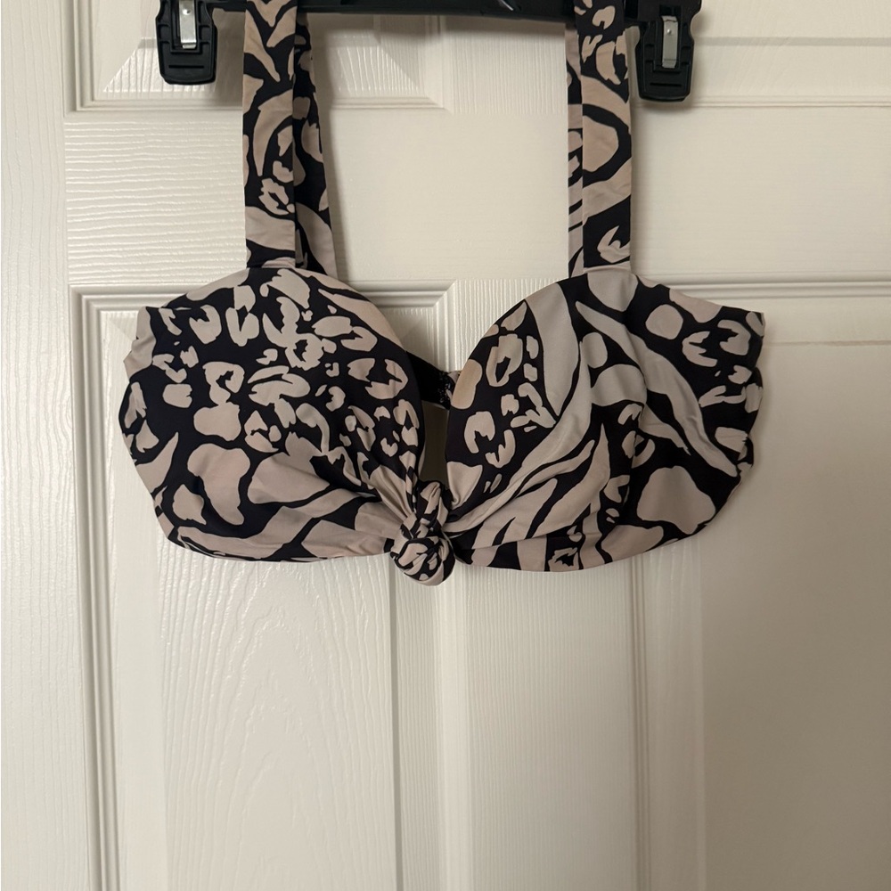 Beach Riot Black and Cream Floral Bikini Top